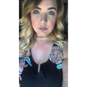 Meet your Posher, Shana